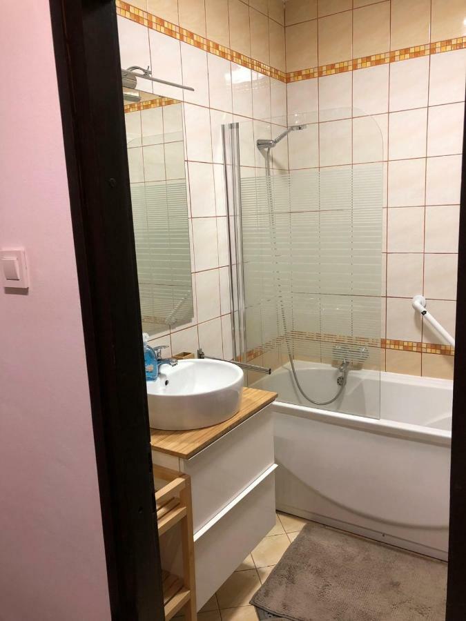 Irena'S Home Away From Home Zagreb Exteriör bild